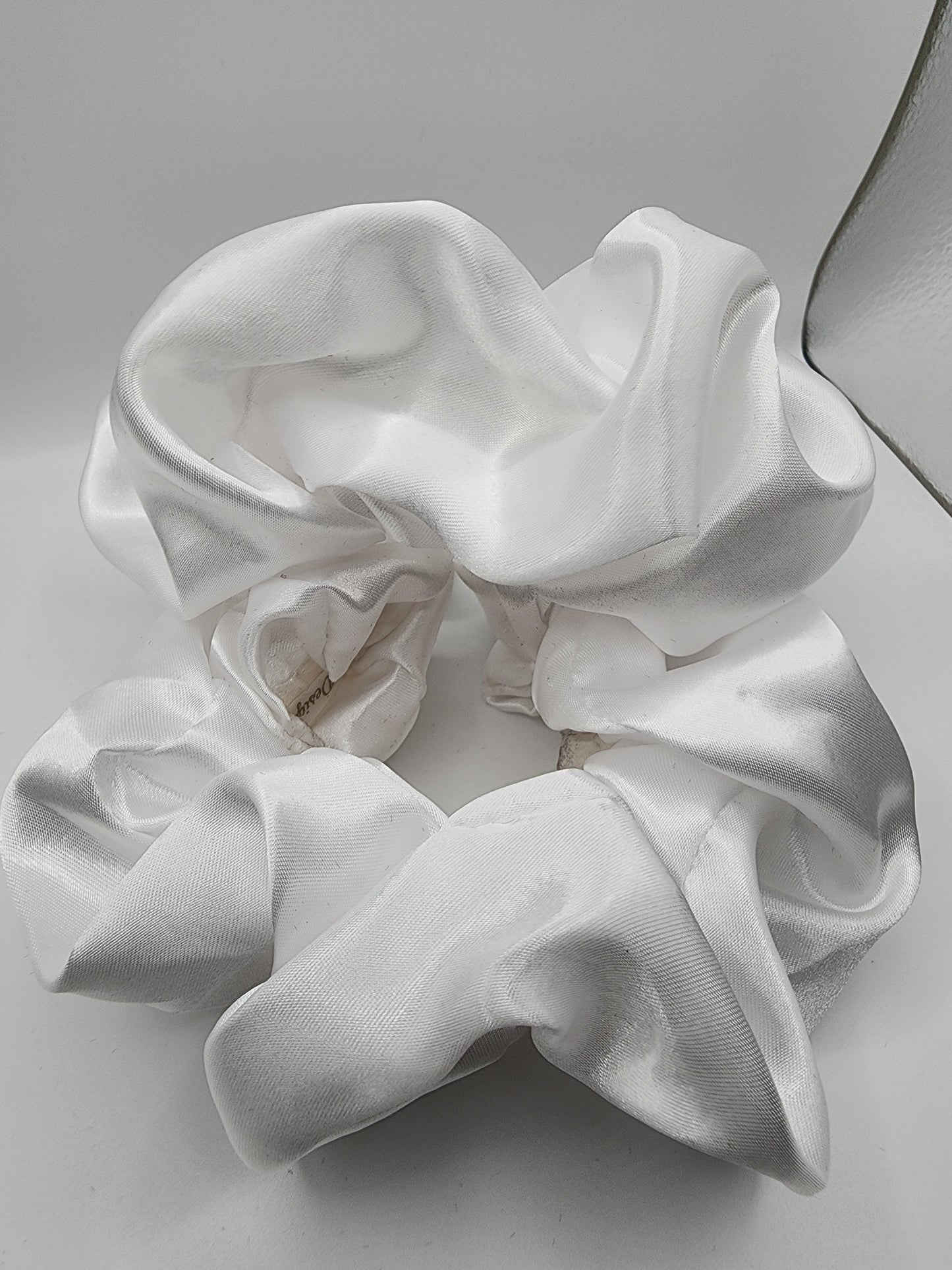White Extra Puff Cuff