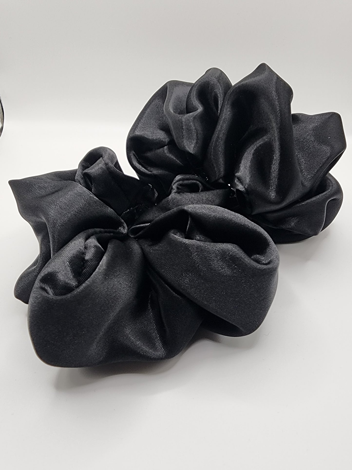 Black Extra Puff Cuff