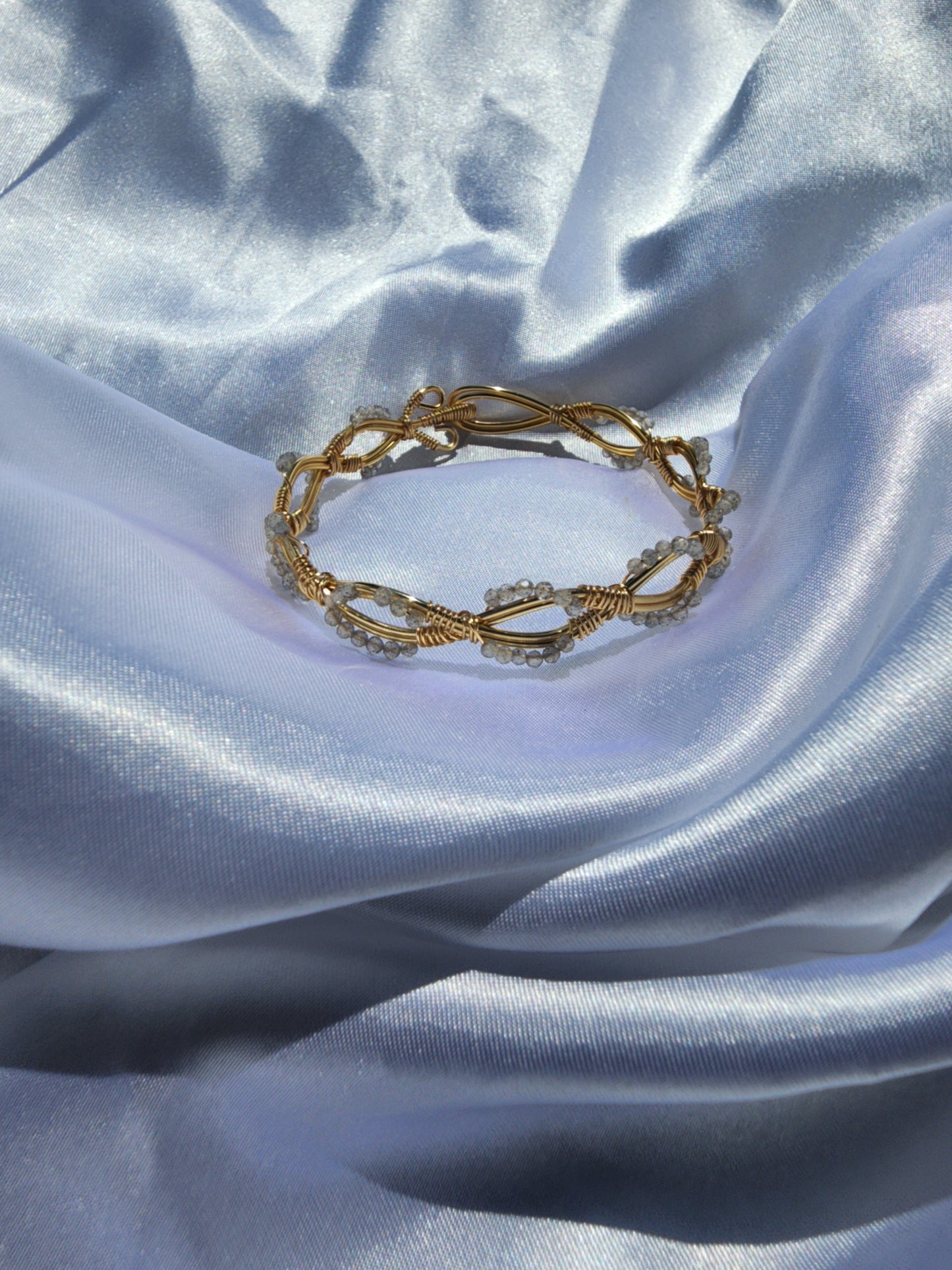 Labrodite Lace Bracelet