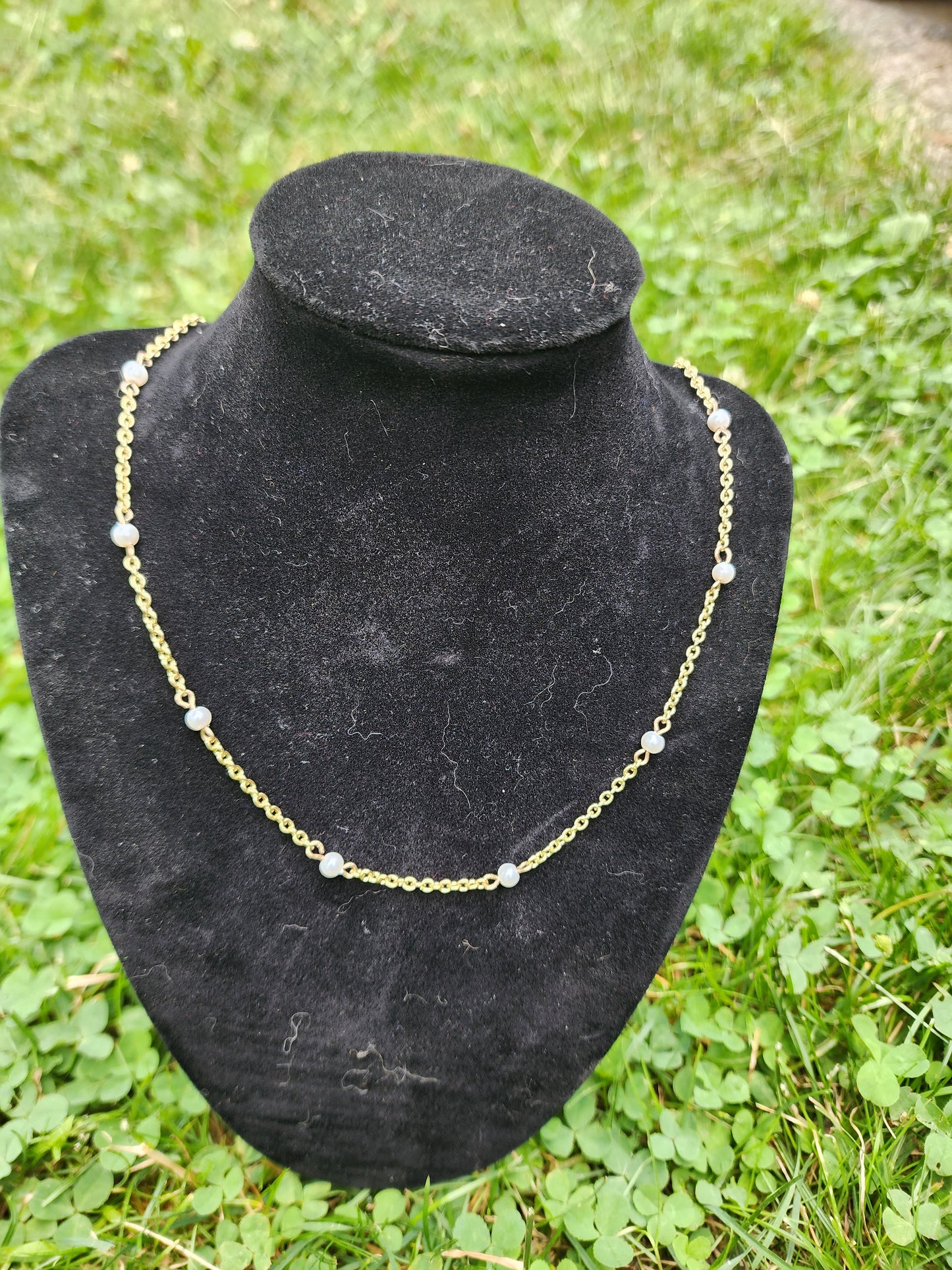 Faux Pearl Gold Necklace