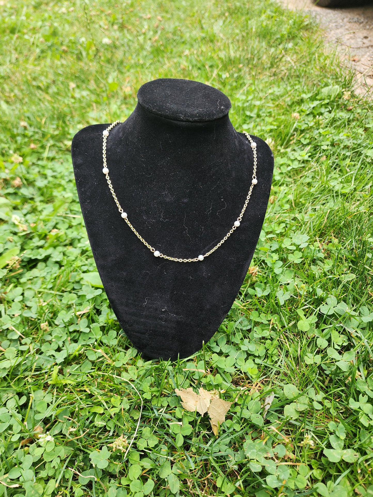 Faux Pearl Gold Necklace